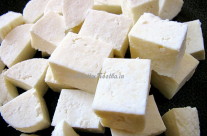 Homemade Paneer (Indian Cottage Cheese)