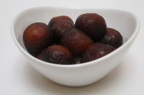 Gulab Jamun (milk balls)