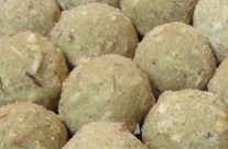 Aatte ke Ladoo (Wheat flour and nuts sweet balls)
